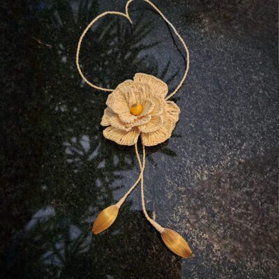 ##COLAR FIBRA DE BURITI + FLOR DE FIBRA DE BURITI#