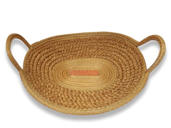 15393410155-whatsapp-image-2025-11-11-at-14-02-15.jpeg Cesta Capim Dourado Fechada com alça 46 x 31 x 8cm